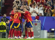 英雄联盟总决赛2025-比利时挑战西班牙，激战欧洲杯半决赛