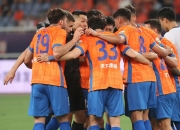 英雄联盟总决赛-泰国队翻盘中国队，黄鸭组合扛起全队