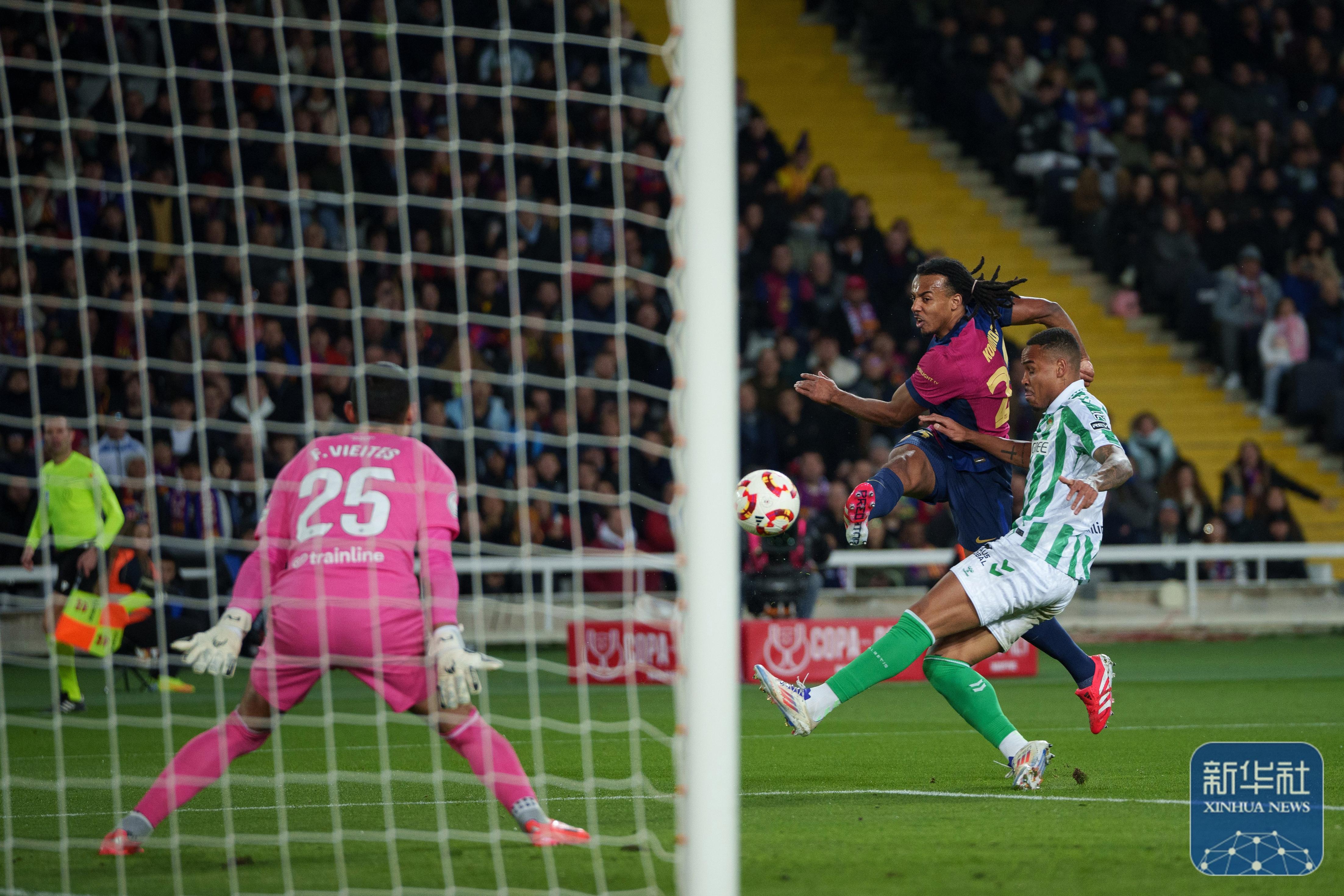 包含意大利力克西班牙，晋级半决赛的词条