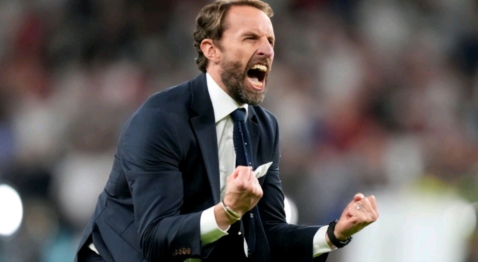 包含瑞士队凭借进球优势,成功晋级欧洲杯资格的词条 包含瑞士队凭借进球优势,成功晋级欧洲杯资格的词条