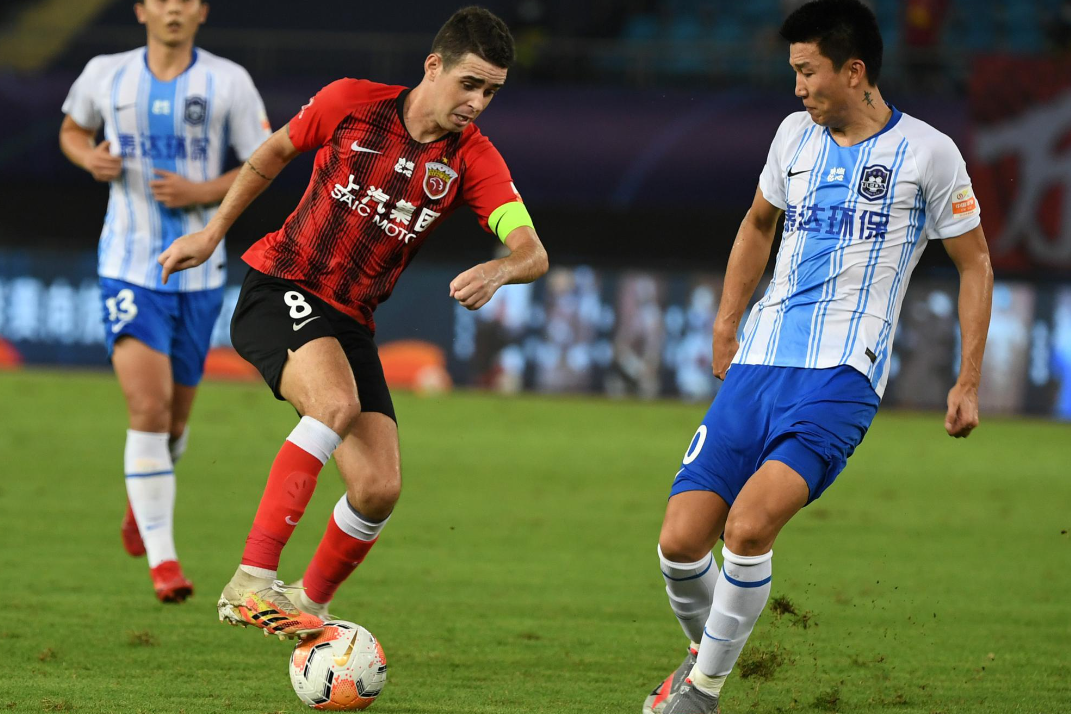 热门球队备战国际友谊赛,实力对决令人期待 热门球队备战国际友谊赛,实力对决令人期待