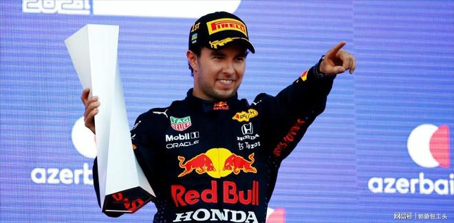 威廉姆斯险胜红牛二队，佩雷兹带队取胜