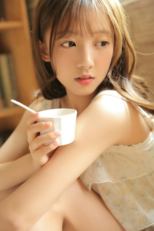 亚洲破壁，金玟哉闪耀欧冠与伊朗掀翻乌拉圭的双重启示