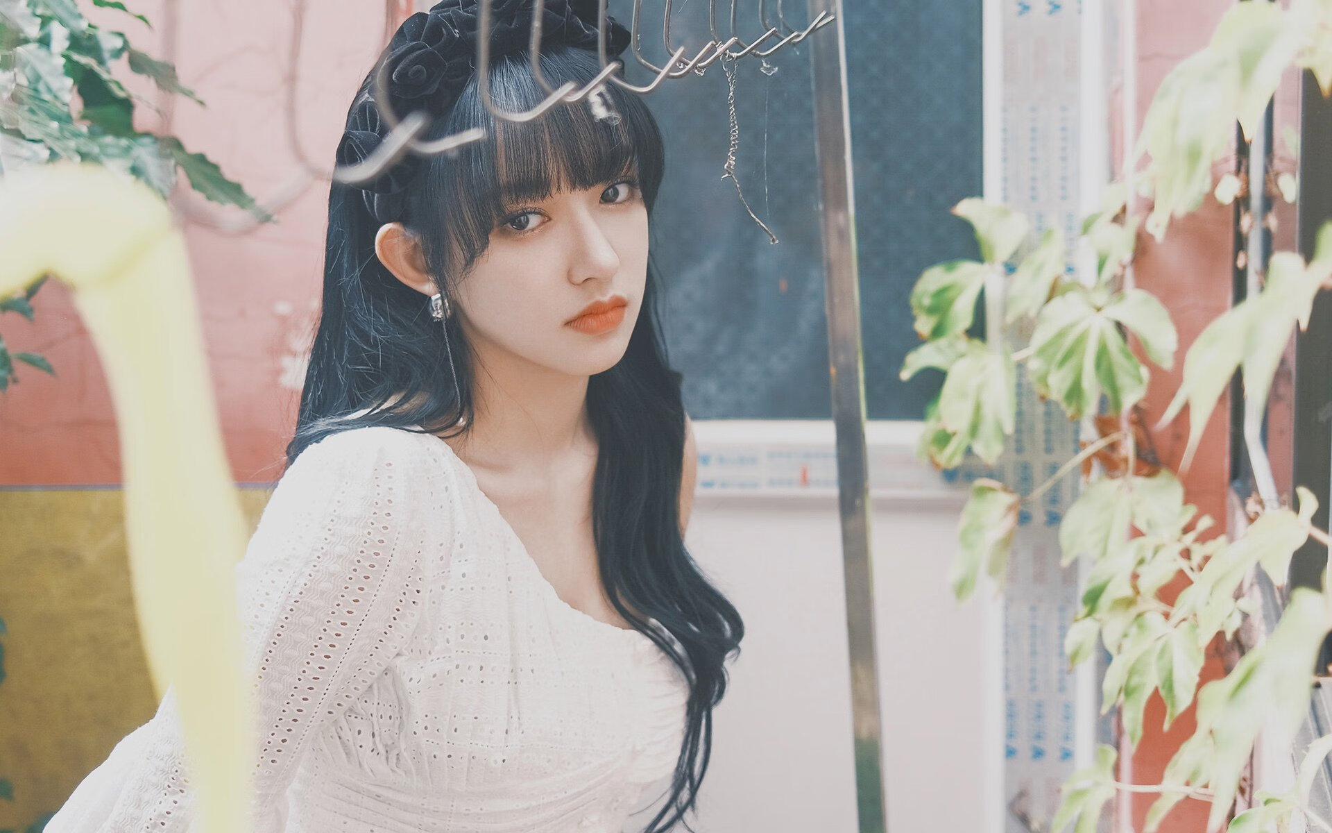 数据盛宴！福克斯冰火交融独舞，雄鹿团队战术如铁壁压制鹈鹕